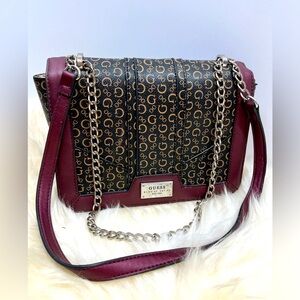 Guess Buzz Signature Satchel/ Crossbody Adjustable 2-way wear